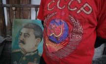 Сталин отново в парадна униформа