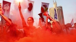 Израел в борба за демокрация