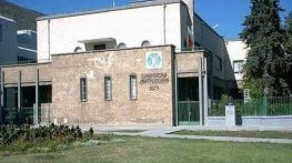 Валидират пощенска марка със сградата на Сливенската митрополия