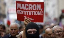 Превратът на Макрон