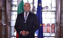 Радев безочливо гази Конституцията, отказа да покани ДПС-Ново начало на консултации