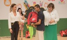А1 и НАПГ зарадваха близо 300 деца от приемни семейства с нови раници и учебни помагала за старта на учебната година