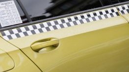 Регулация вместо конкуренция: София вдига цените на такситата, но не и стандарта