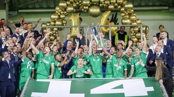 Зелена хегемония, сини дългове и червени надежди