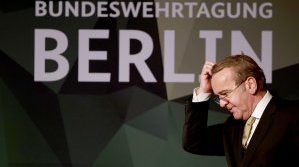 Дилемата на милитаризма 