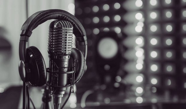 Хиляда гласа, една тишина: „Безмълвният албум“ и реформата за авторските права в полза на изкуствения интелект