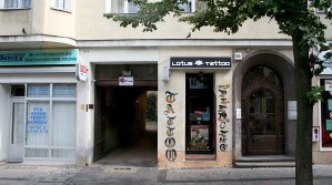 Дейвид Боуи и Иги Поп: двама съквартиранти в Берлин