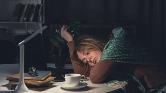 Как да се справим с хроничната умора чрез малки и лесни промени?